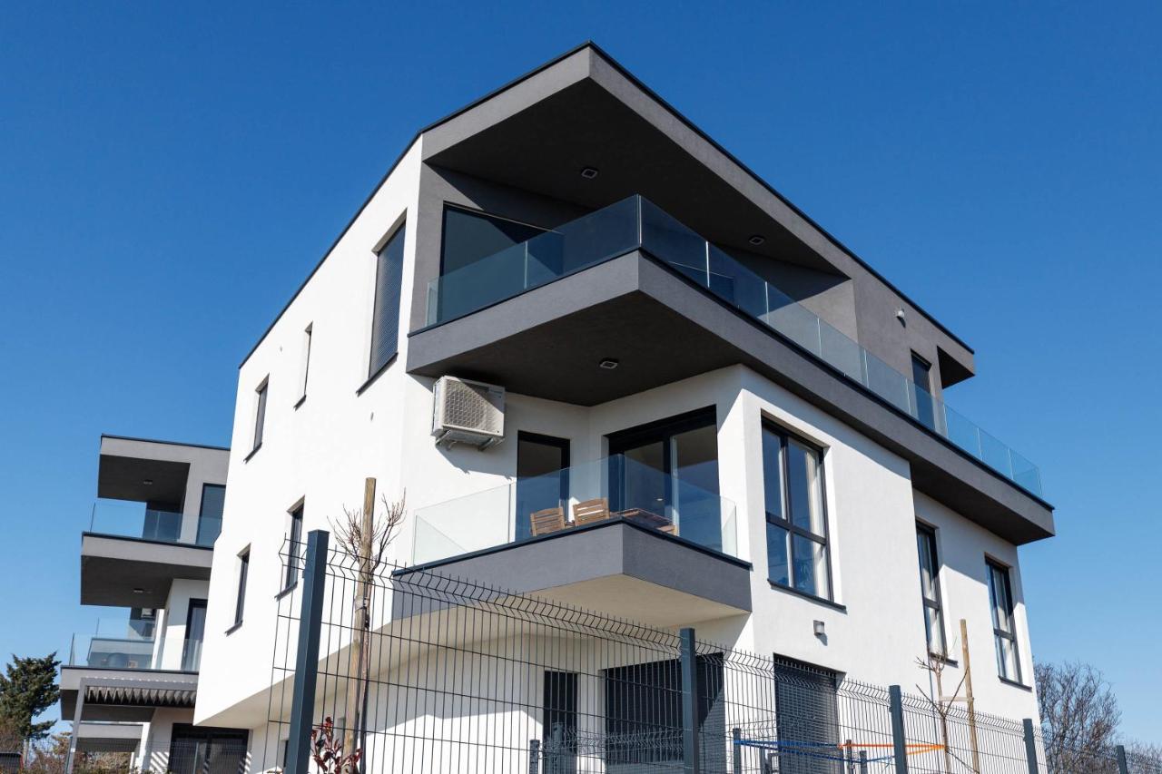 Apartment Klara Krk Town Exterior foto